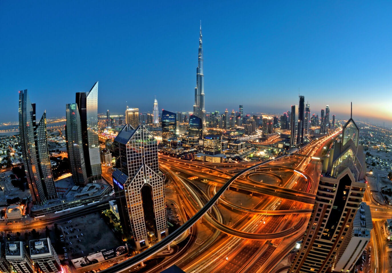 >Special Dubai Package of Desert Safari and Burj Khalifa